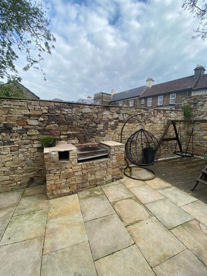 Town Villa With Charming Garden, Bbq Area & Sleeps 6 Cashel  Luaran gambar