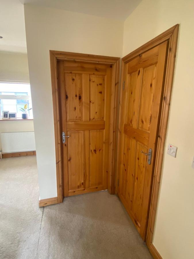 Town Villa With Charming Garden, Bbq Area & Sleeps 6 Cashel  Luaran gambar