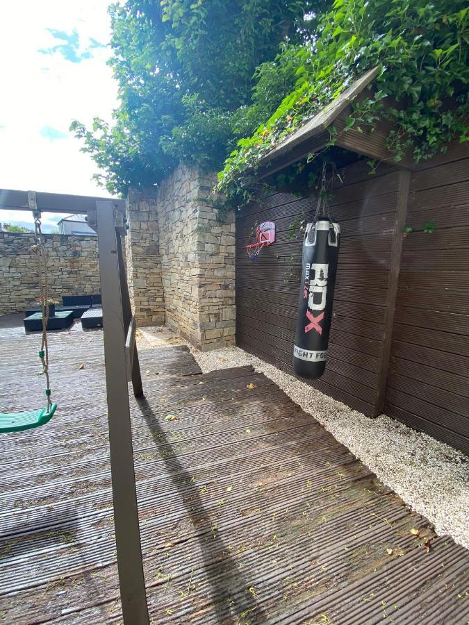 Town Villa With Charming Garden, Bbq Area & Sleeps 6 Cashel  Luaran gambar
