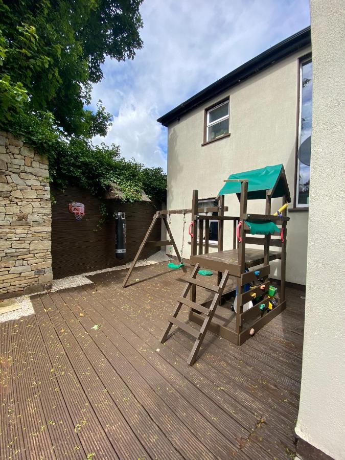 Town Villa With Charming Garden, Bbq Area & Sleeps 6 Cashel  Luaran gambar